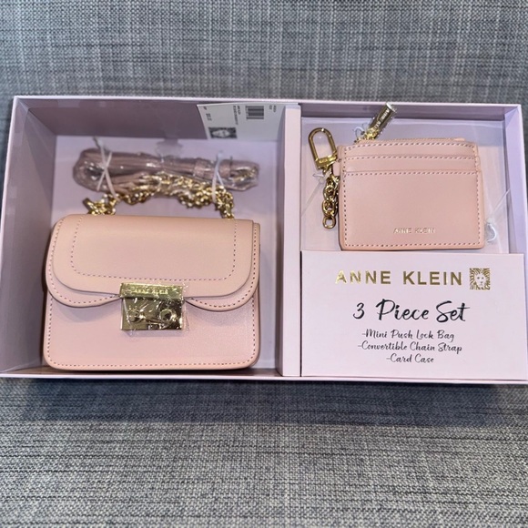 Anne Klein Handbags - Anne Klein Blush Pink 3-Piece Set